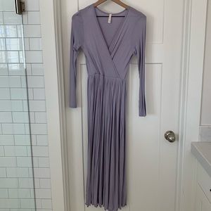 Lavender long sleeved maxi dress